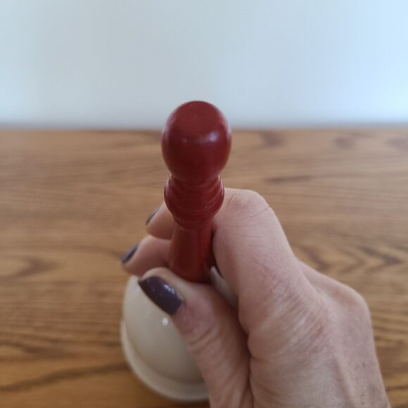 Vintage Giftco Christmas Porcelain "Seasons Greetings" Dinner Bell Skating Goose - Picture 10 of 10